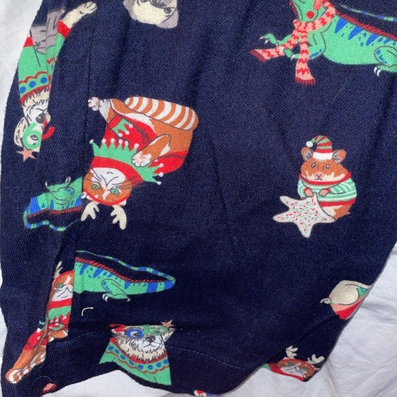 Old Navy / size medium / Christmas pets pajama pants EUC - like new! - Picture 8 of 10